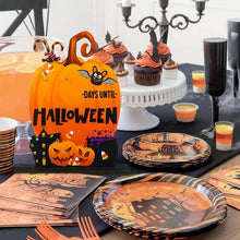 Laden Sie das Bild in den Galerie-Viewer, Halloween-Adventskalender aus Holz
