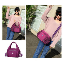 Laden Sie das Bild in den Galerie-Viewer, Wasserdichte bequeme Crossbody-Tasche
