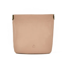 Laden Sie das Bild in den Galerie-Viewer, Kosmetiktasche aus PU-Leder