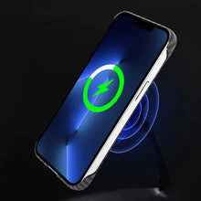 Laden Sie das Bild in den Galerie-Viewer, Rahmenlose Magnetische Handyhülle aus Karbonfaser für iPhone