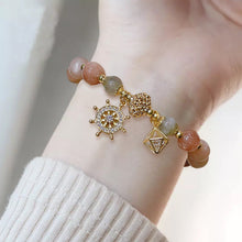 Laden Sie das Bild in den Galerie-Viewer, Sunstone Boot Helm Armband