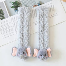Laden Sie das Bild in den Galerie-Viewer, 🎁Flauschige Wintersocken für Babys👼