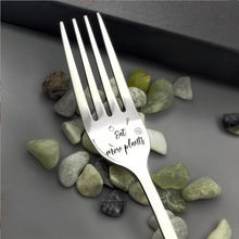 Laden Sie das Bild in den Galerie-Viewer, 💝Engraved Fork Gift-Bestes lustiges Geschenk für einen geliebten Menschen