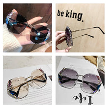 Laden Sie das Bild in den Galerie-Viewer, 💍Diamond Sunglasses & Women Sunglasses