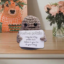 Laden Sie das Bild in den Galerie-Viewer, Lustiges Geschenk - Gestrickte positive Kartoffel