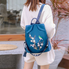 Laden Sie das Bild in den Galerie-Viewer, Vielseitiger Bestickter Leichter Diebstahlschutzrucksack