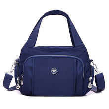 Laden Sie das Bild in den Galerie-Viewer, Wasserdichte bequeme Crossbody-Tasche