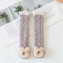 Laden Sie das Bild in den Galerie-Viewer, 🎁Flauschige Wintersocken für Babys👼