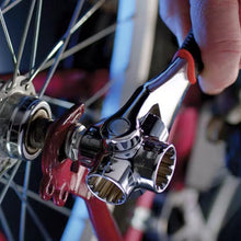 Laden Sie das Bild in den Galerie-Viewer, 52 in 1 Universal 360° drehbarer Kopf Gummigriff Steckschlüssel