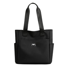 Laden Sie das Bild in den Galerie-Viewer, 👜👜Vielseitige einfache einfarbige Nylonhandtasche mit großer Kapazität
