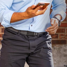 Laden Sie das Bild in den Galerie-Viewer, Herrengürtel mit Magnetschnalle
