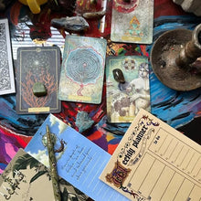 Laden Sie das Bild in den Galerie-Viewer, Briefpapier der mittelalterlichen Notizblock-Serie
