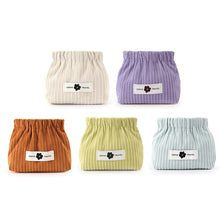 Laden Sie das Bild in den Galerie-Viewer, 🎁🎄 Kosmetiktasche aus Cord 🎉
