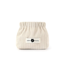 Laden Sie das Bild in den Galerie-Viewer, 🎁🎄 Kosmetiktasche aus Cord 🎉
