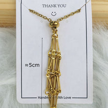 Laden Sie das Bild in den Galerie-Viewer, Glänzende Kristallstein Halskette
