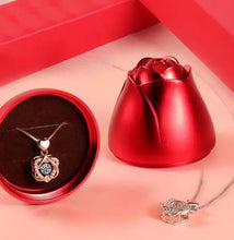 Laden Sie das Bild in den Galerie-Viewer, Herz-Halsketten-Set mit Rose
