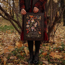 Laden Sie das Bild in den Galerie-Viewer, 📅2024 Dark Forest Lunar Calendar ☘
