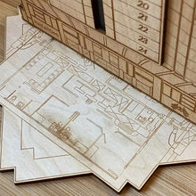 Laden Sie das Bild in den Galerie-Viewer, Adventskalender Bombenkalender aus Holz
