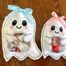 Laden Sie das Bild in den Galerie-Viewer, Halloween Ghost Süßigkeiten Tasche
