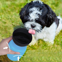 Laden Sie das Bild in den Galerie-Viewer, Tragbare Hunde Wasserflasche, 2019 Neues Design - BPA Frei
